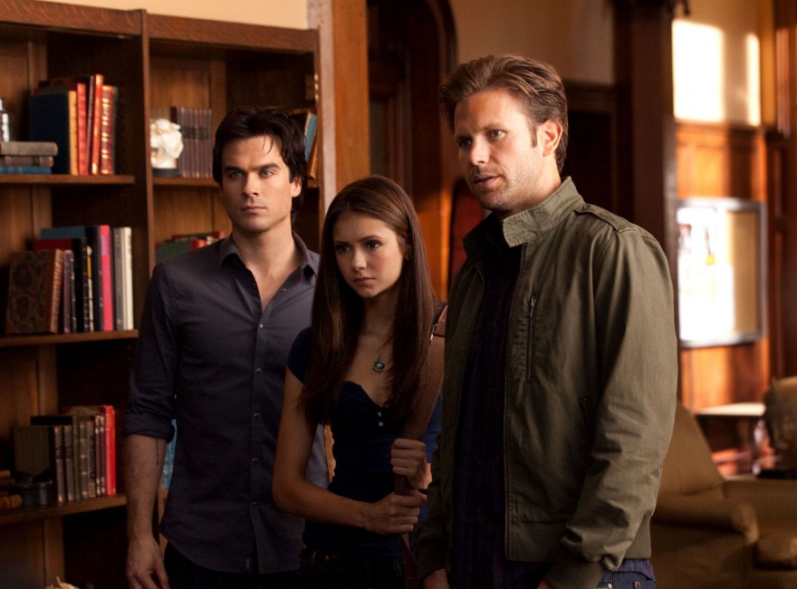 Damon, Elena et Alaric sont à Duke
