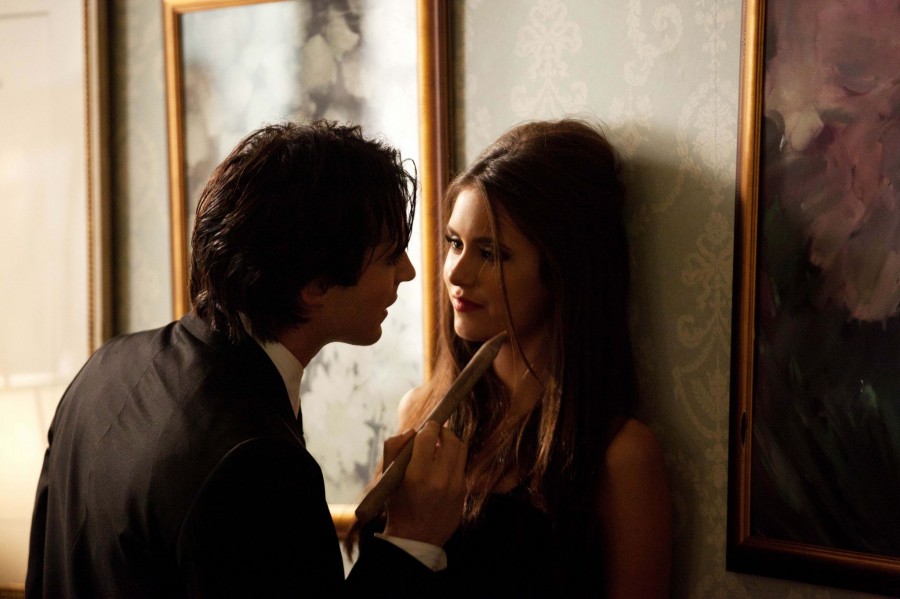 Damon s'énerve contre Katherine